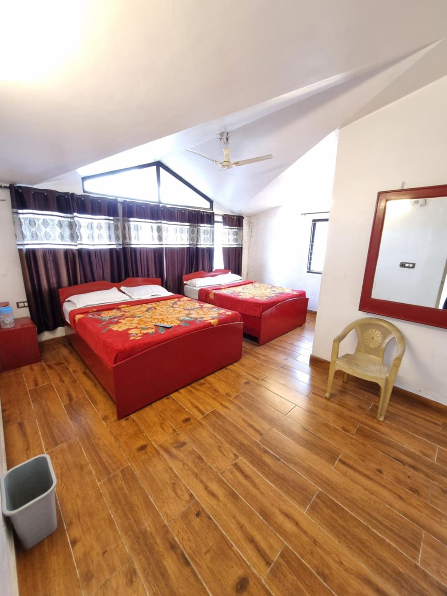 Royal Mist Hotel Ooty Exterior photo